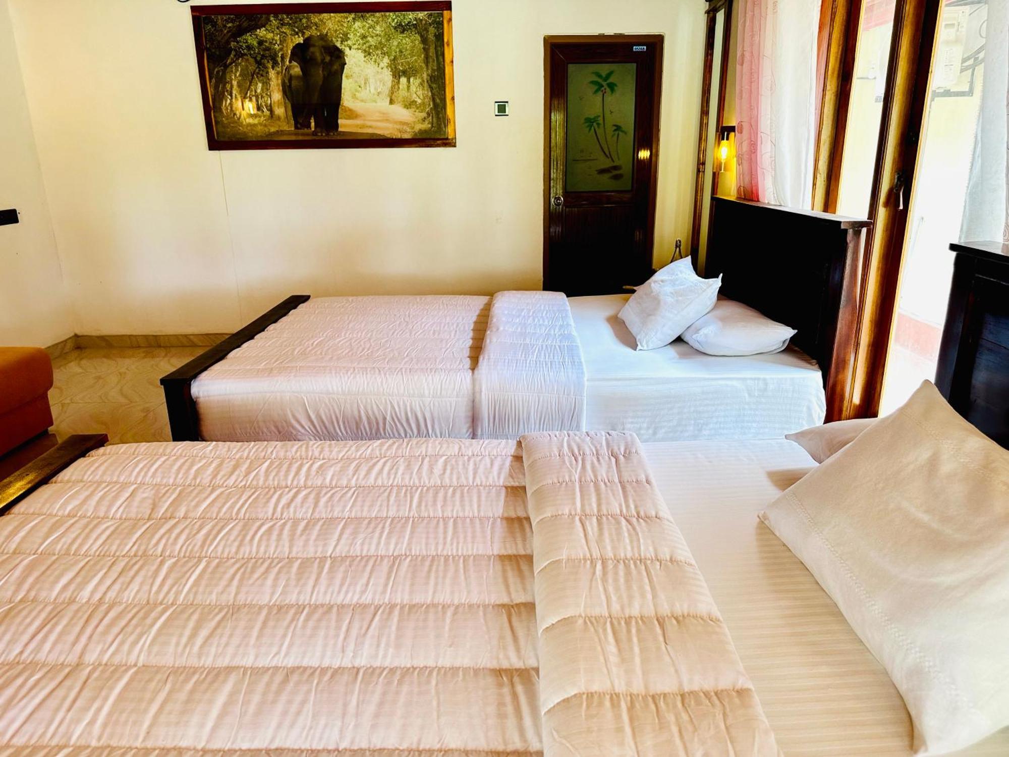 Green Sapphire Holiday Resort Wilpaththu Wilpattu Buitenkant foto
