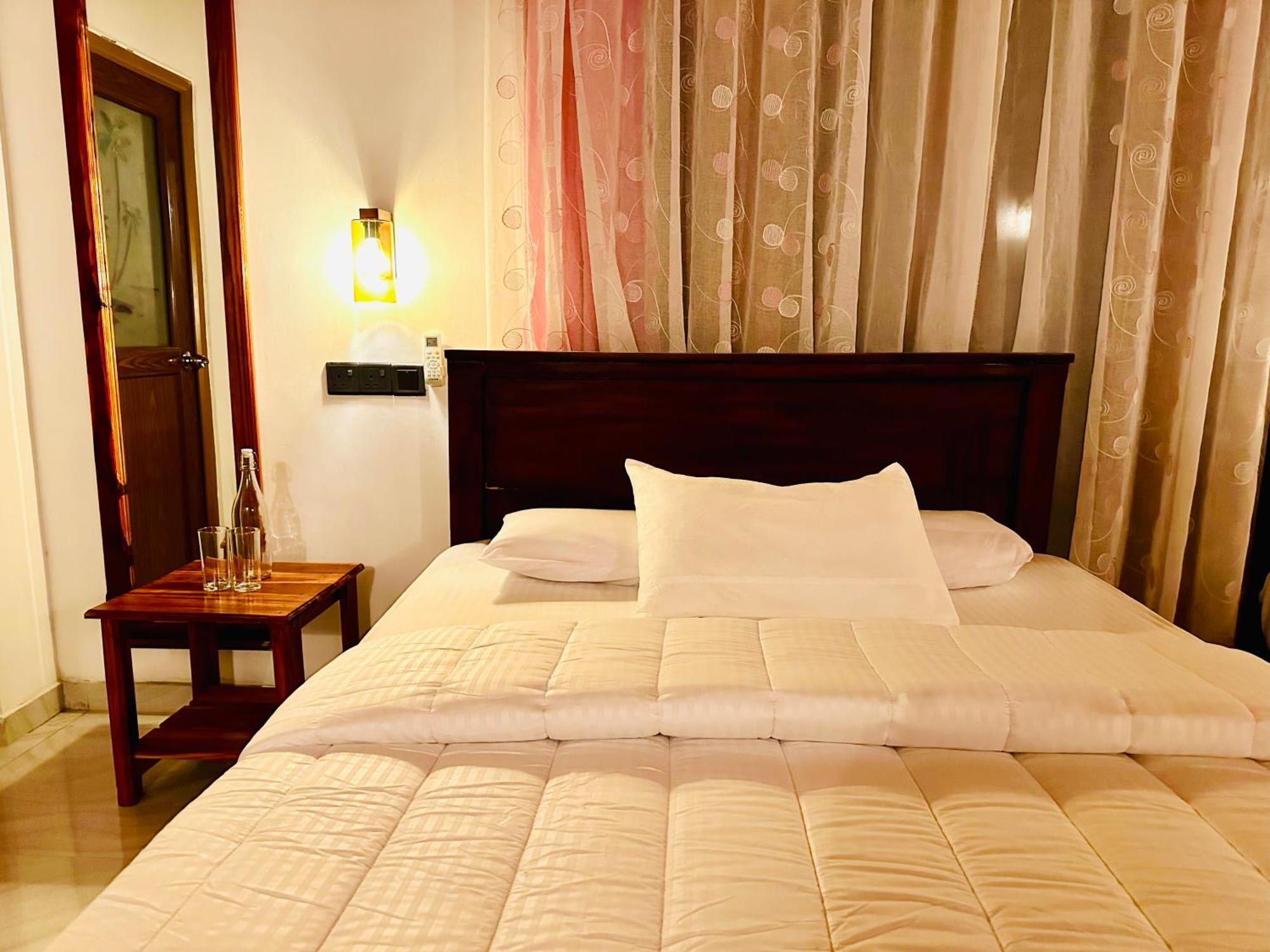 Green Sapphire Holiday Resort Wilpaththu Wilpattu Buitenkant foto