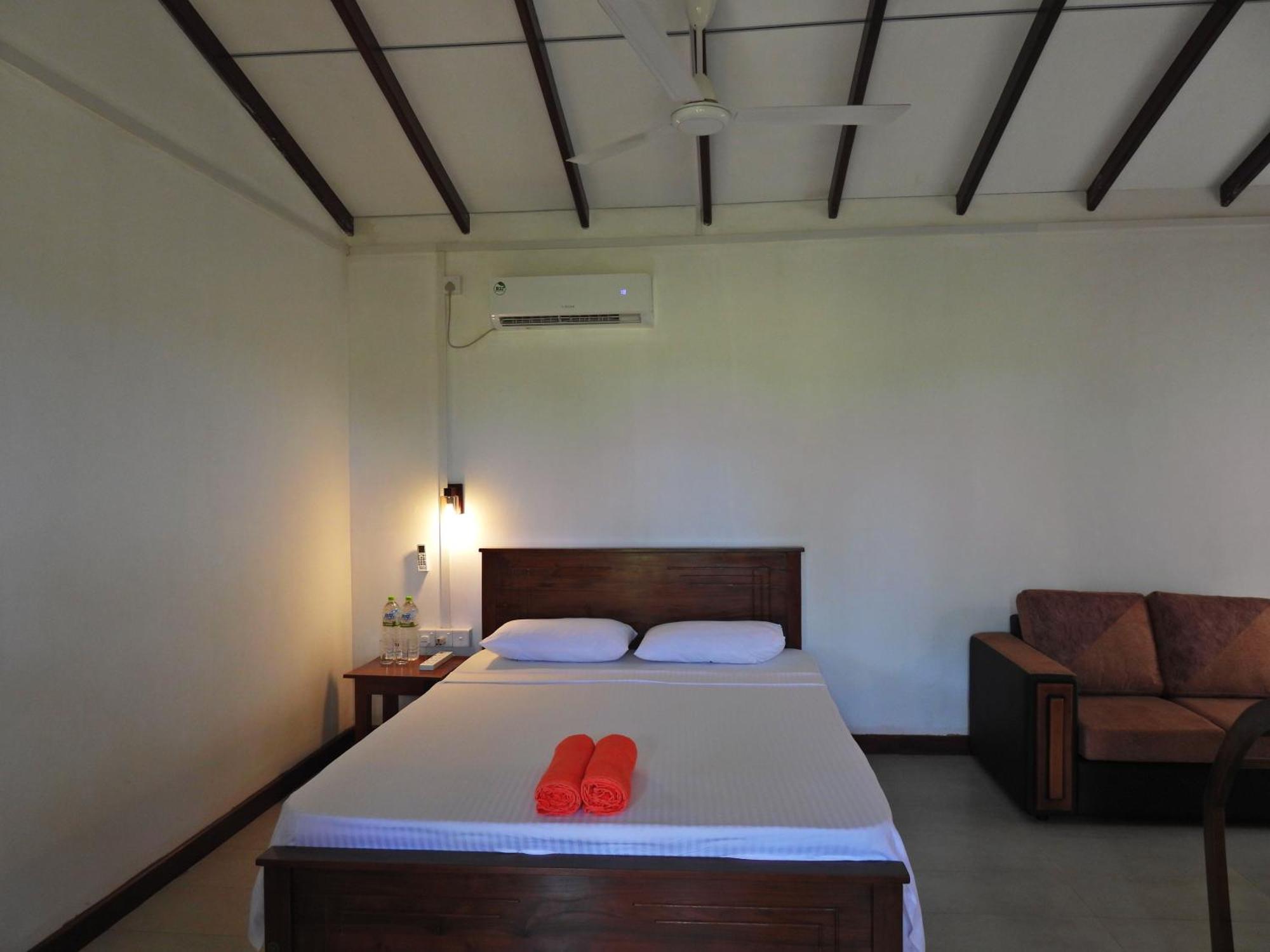 Green Sapphire Holiday Resort Wilpaththu Wilpattu Buitenkant foto