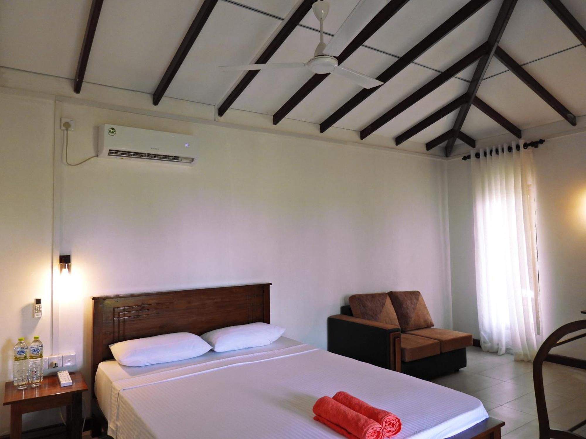 Green Sapphire Holiday Resort Wilpaththu Wilpattu Buitenkant foto